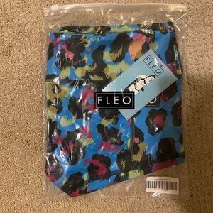 Fleo NWT Meow print LRC shorts